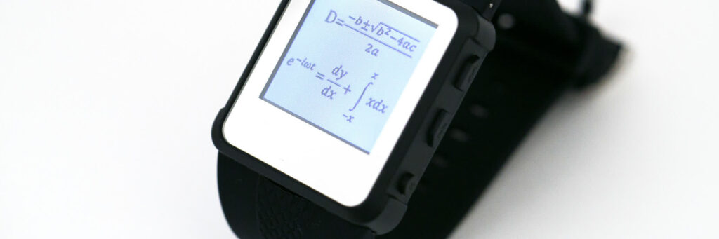 Умные часы с формулой на экране