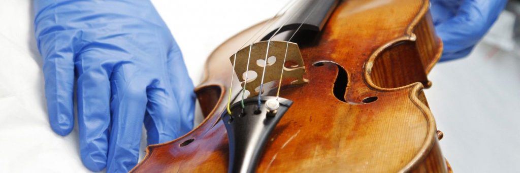 ученые обнаружили секретный состав которым Страдивари обрабатывал свои скрипки