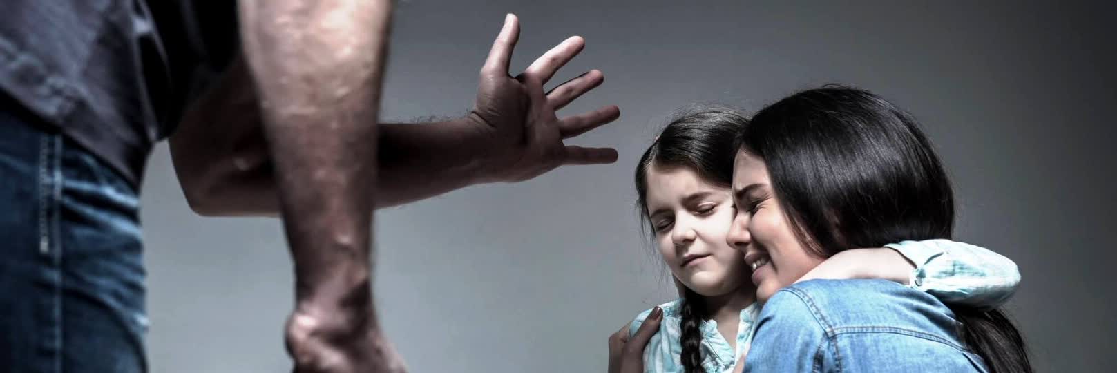 Осуждение. Унижения родственников. Оскорбление соседа. Унижение человека. Родственники кадырова.