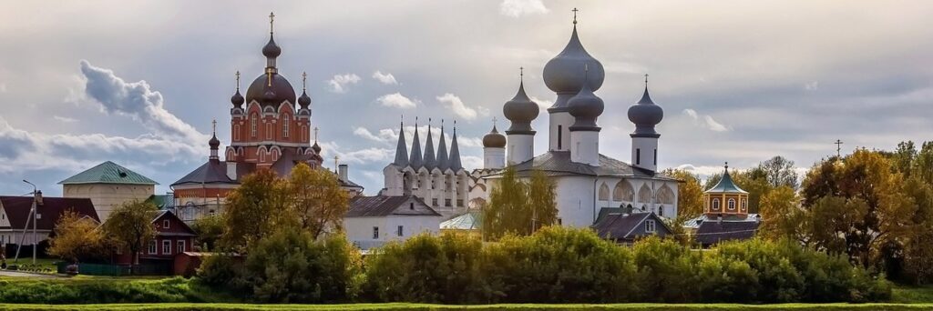 Монастырь, Тихвин, Ленинградская область