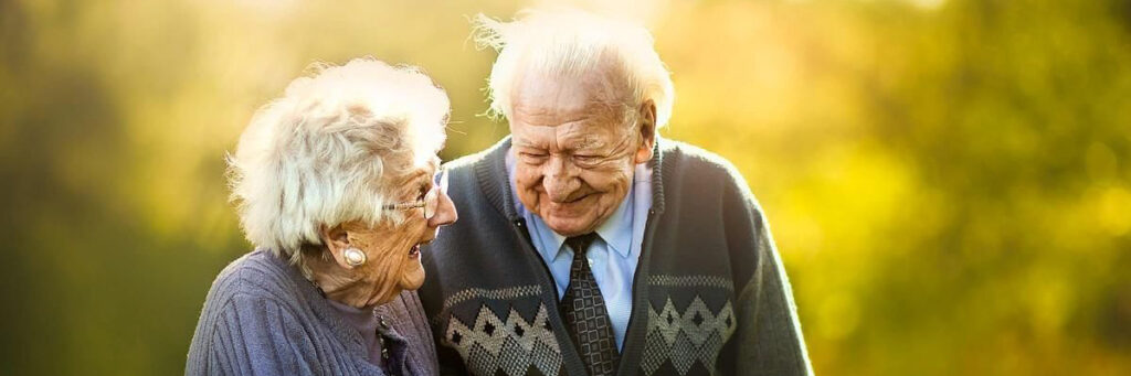 пожилые люди, пенсионеры