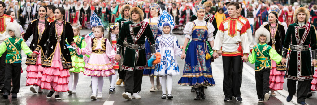Народы Башкирии, Башкортостан, Парад национальных костюмов