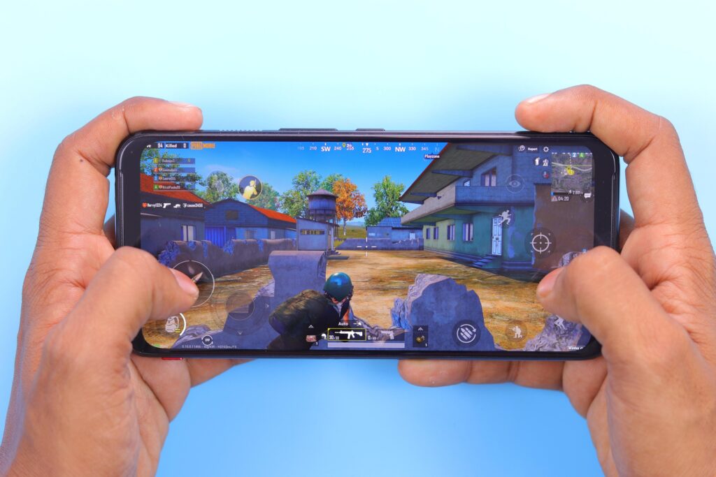 Игра на смартфоне